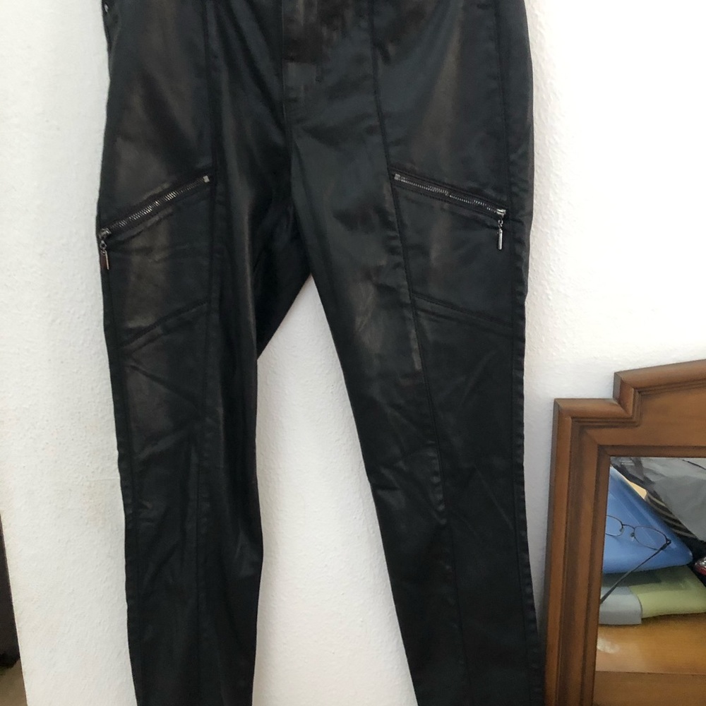 The skinny black leather feel pants